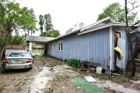 111 W Powhatan Avenue Tampa FL 33604