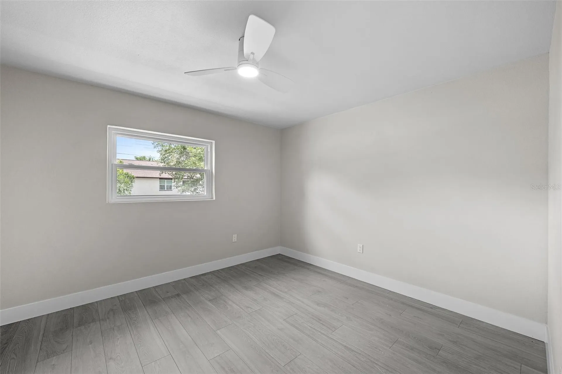 2001 E Powhatan Avenue Tampa FL 33610
