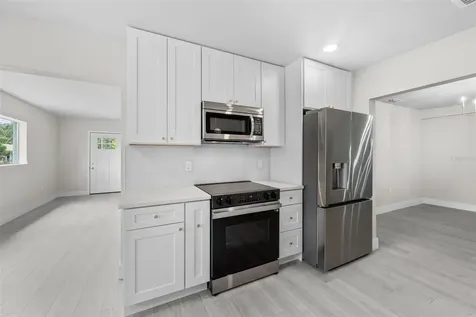 2001 E Powhatan Avenue Tampa FL 33610
