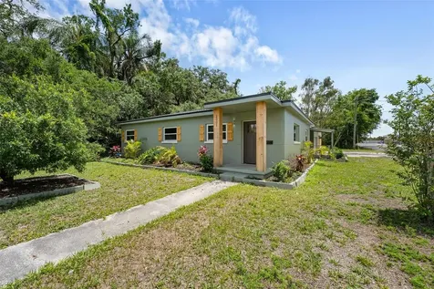 2001 E Powhatan Avenue Tampa FL 33610