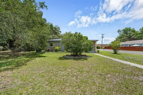 2001 E Powhatan Avenue Tampa FL 33610