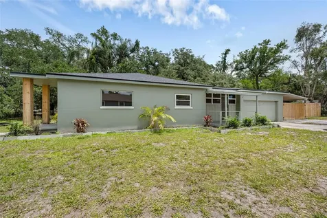2001 E Powhatan Avenue Tampa FL 33610