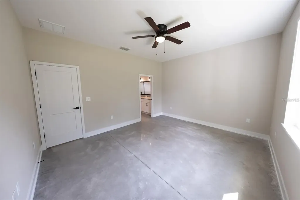 990 Thomas Road Eagle Lake FL 33839