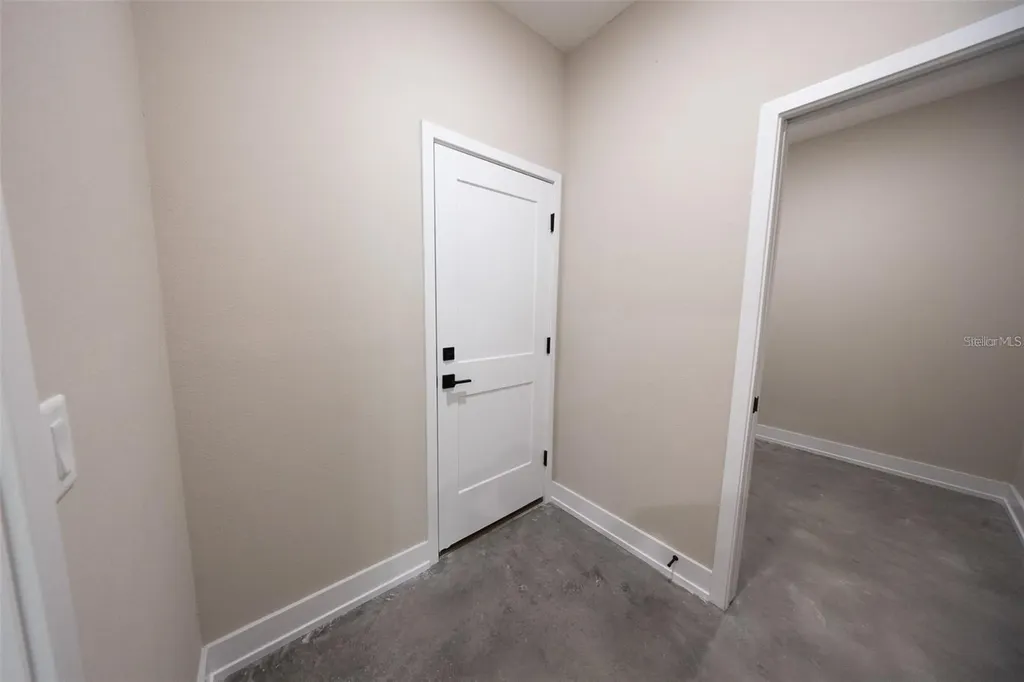990 Thomas Road Eagle Lake FL 33839