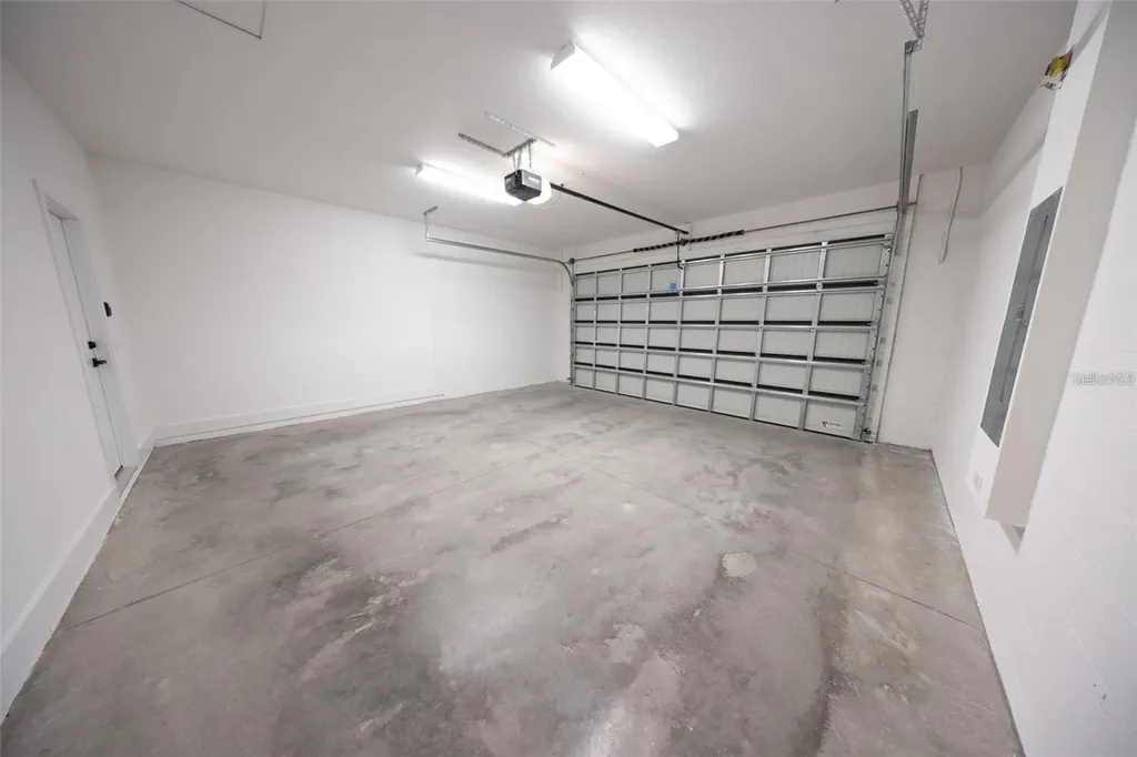 990 Thomas Road Eagle Lake FL 33839
