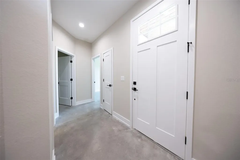 990 Thomas Road Eagle Lake FL 33839