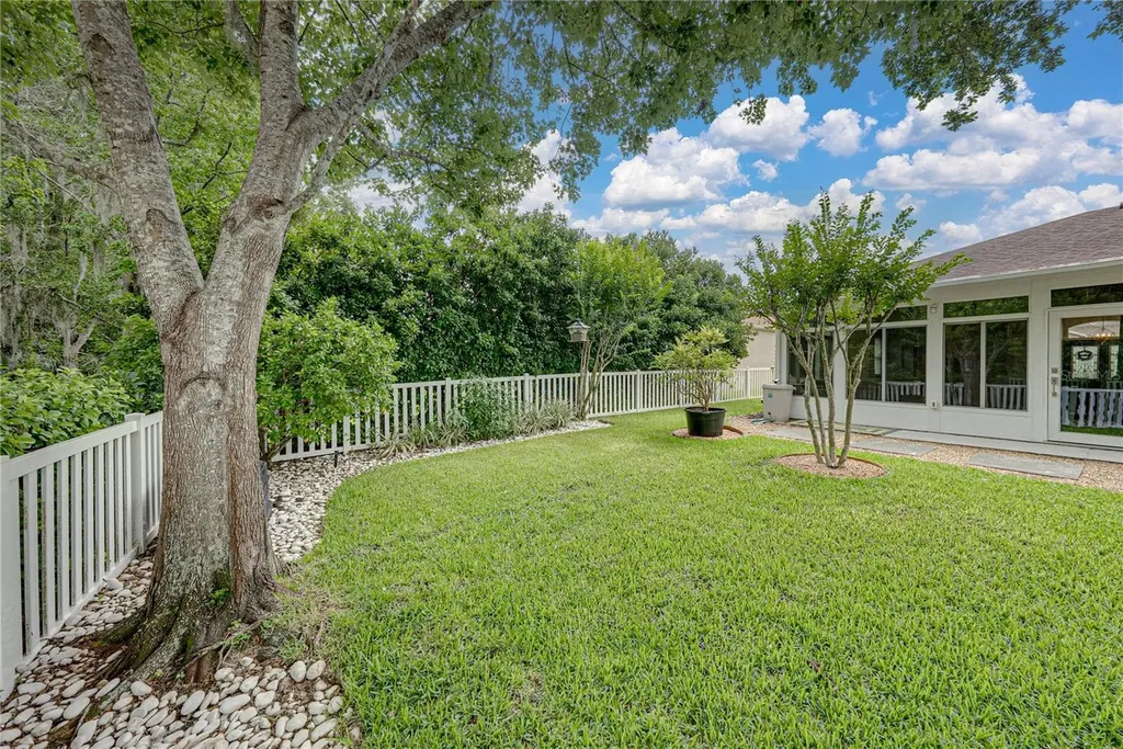 1808 Tangledvine Drive Wesley Chapel FL 33543