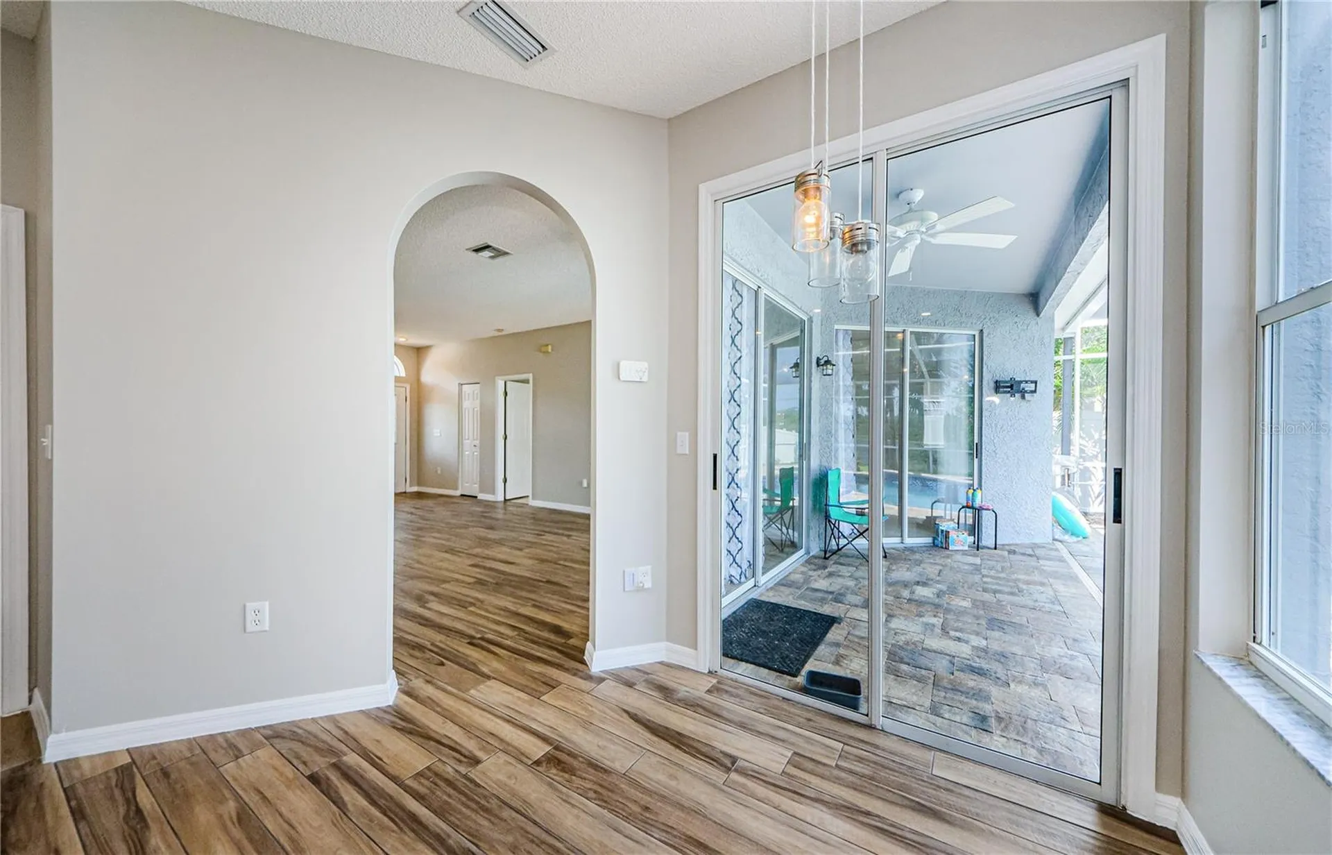 4801 Augusta Avenue Oldsmar FL 34677