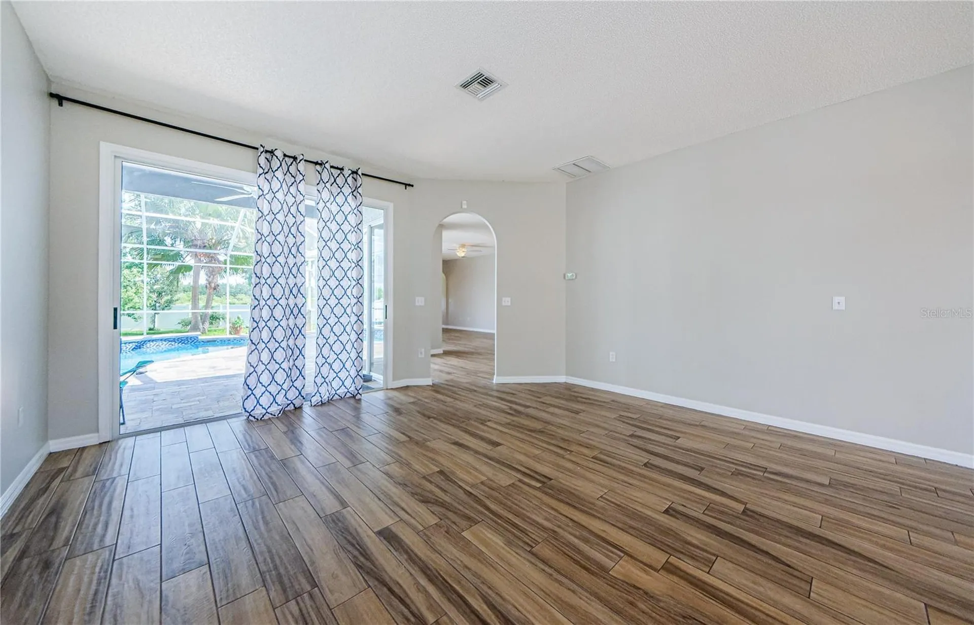 4801 Augusta Avenue Oldsmar FL 34677
