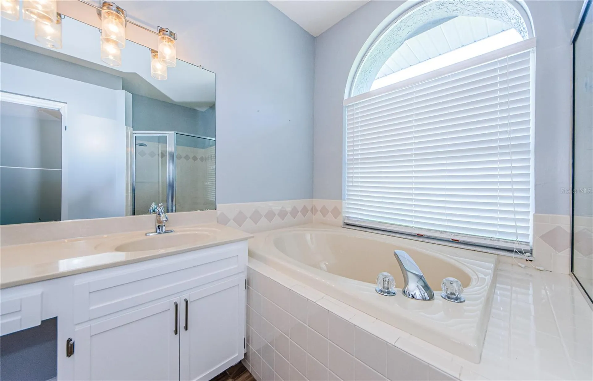 4801 Augusta Avenue Oldsmar FL 34677