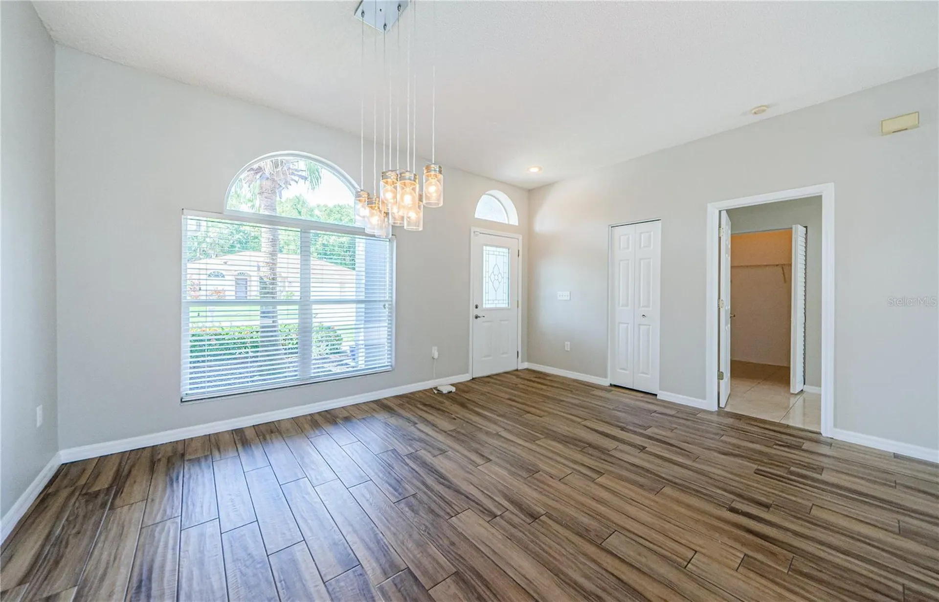4801 Augusta Avenue Oldsmar FL 34677