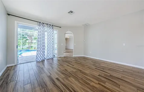 4801 Augusta Avenue Oldsmar FL 34677