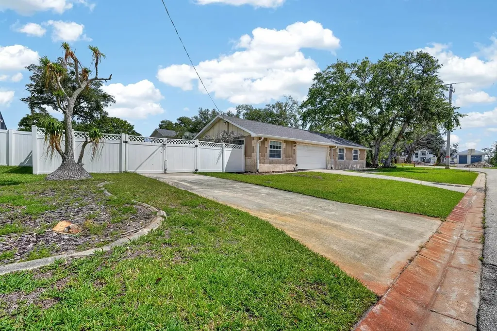 772 N Beach Street Ormond Beach FL 32174