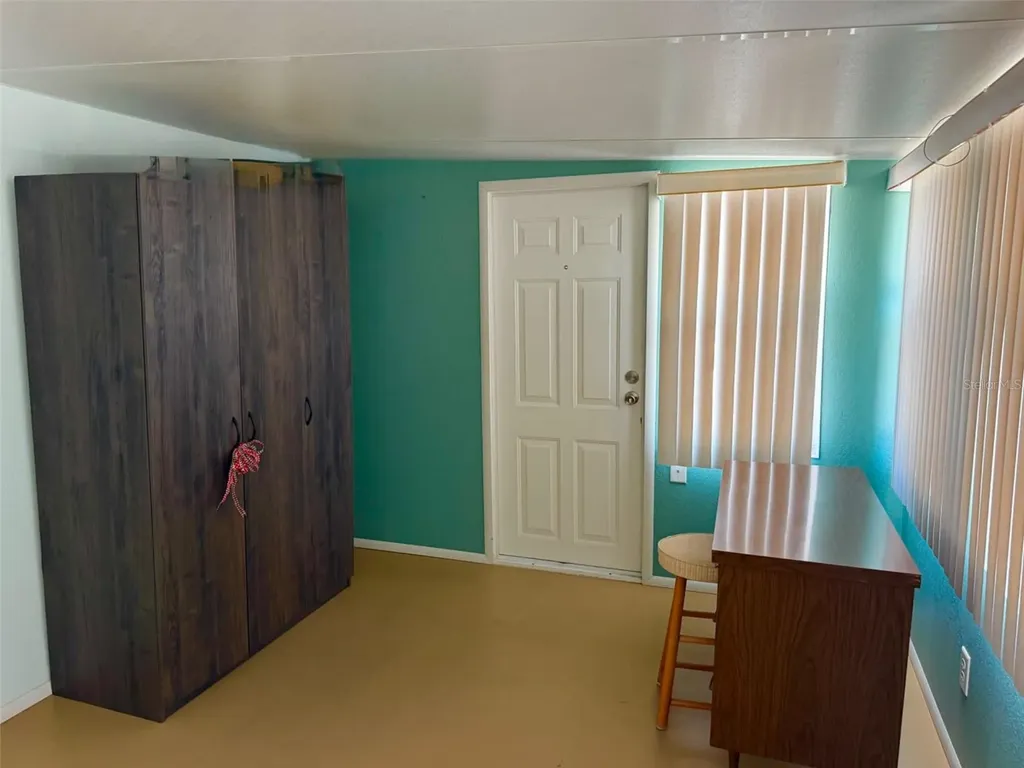 7234 Mount Fairfield Road NE St Petersburg FL 33702
