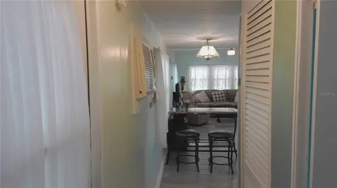 7234 Mount Fairfield Road NE St Petersburg FL 33702