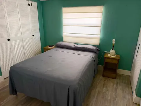 7234 Mount Fairfield Road NE St Petersburg FL 33702