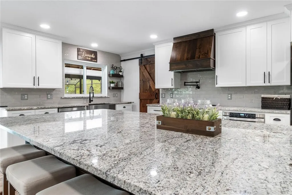 24 Lake Wood Circle Ocala FL 34482