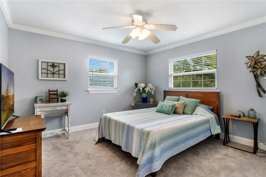 24 Lake Wood Circle Ocala FL 34482