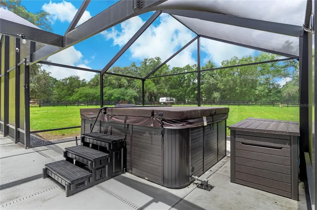 24 Lake Wood Circle Ocala FL 34482