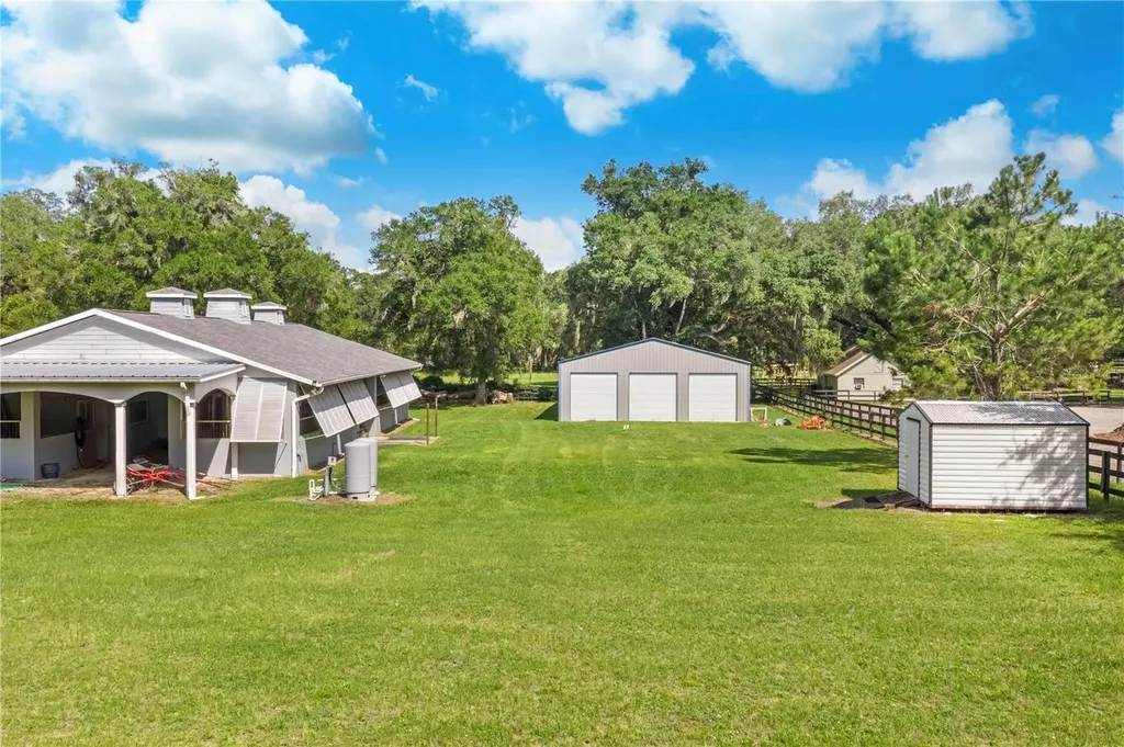 24 Lake Wood Circle Ocala FL 34482