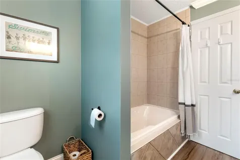 24 Lake Wood Circle Ocala FL 34482
