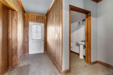 24 Lake Wood Circle Ocala FL 34482