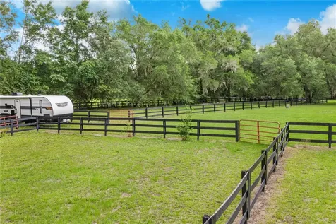 24 Lake Wood Circle Ocala FL 34482