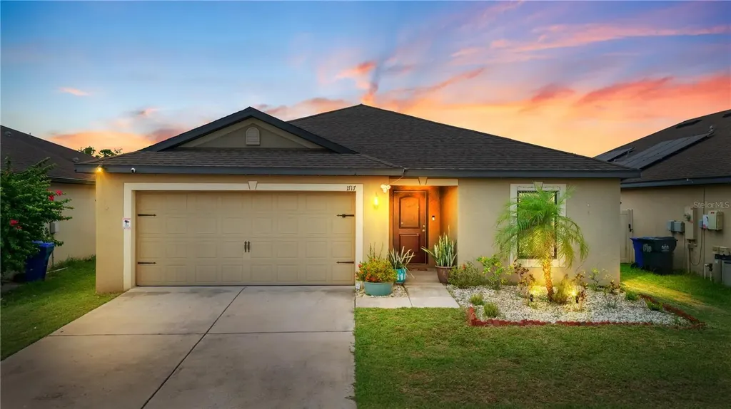 1717 Chatham Green Circle Ruskin FL 33570