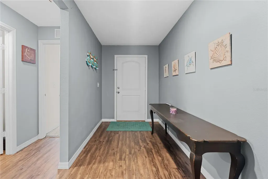 1717 Chatham Green Circle Ruskin FL 33570