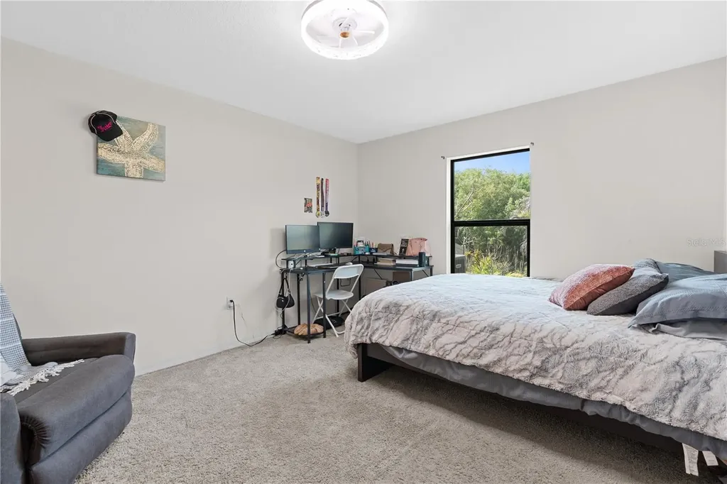 1717 Chatham Green Circle Ruskin FL 33570