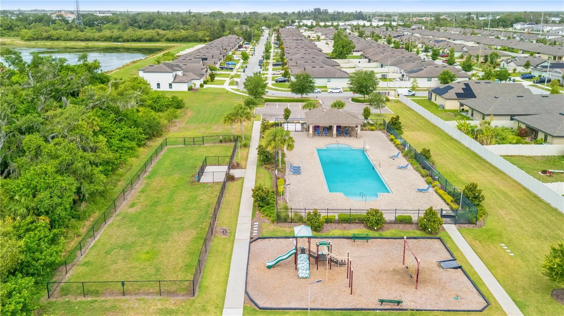 1717 Chatham Green Circle Ruskin FL 33570