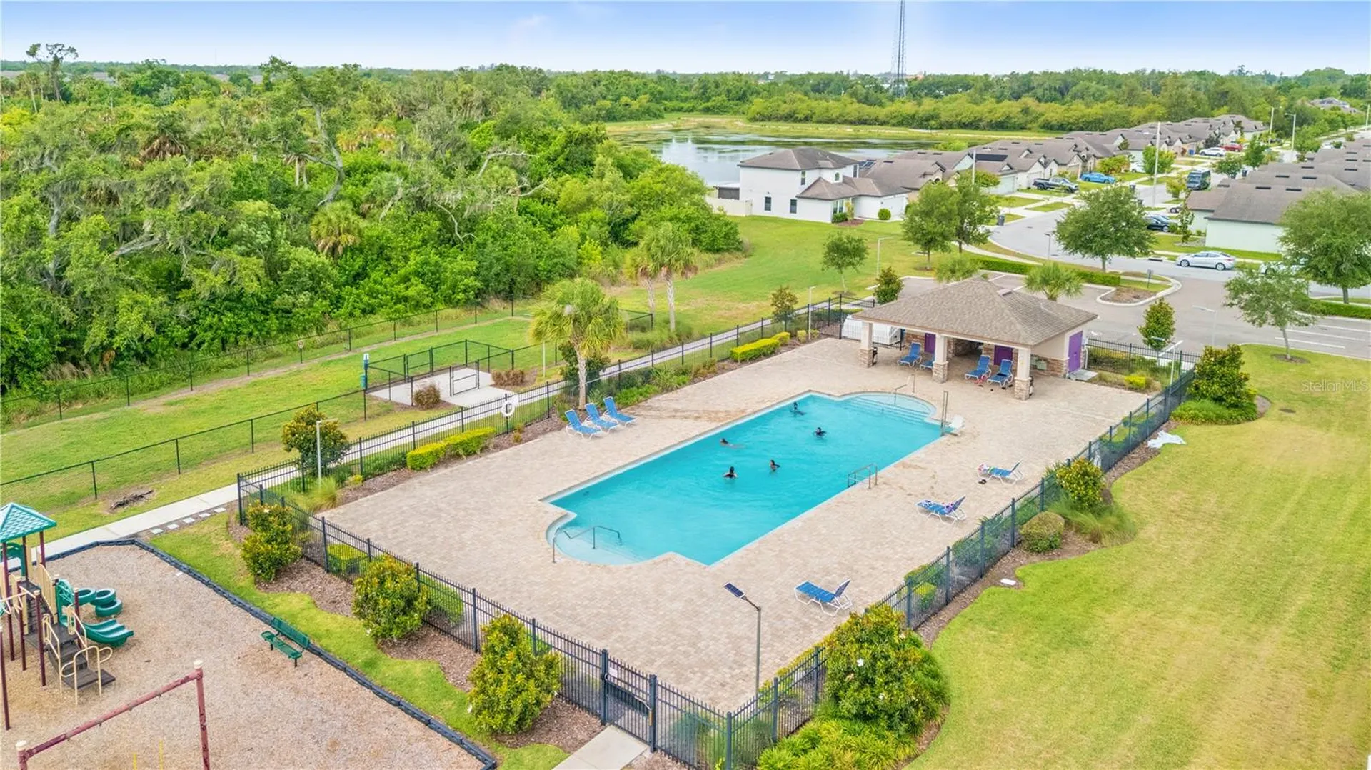 1717 Chatham Green Circle Ruskin FL 33570