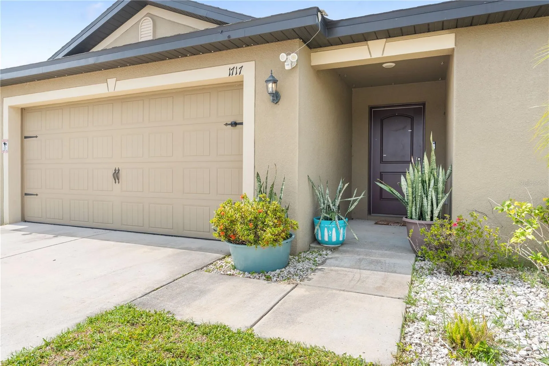 1717 Chatham Green Circle Ruskin FL 33570