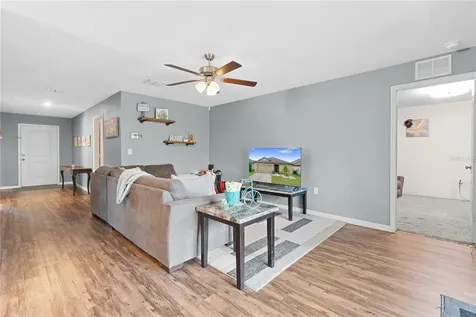 1717 Chatham Green Circle Ruskin FL 33570