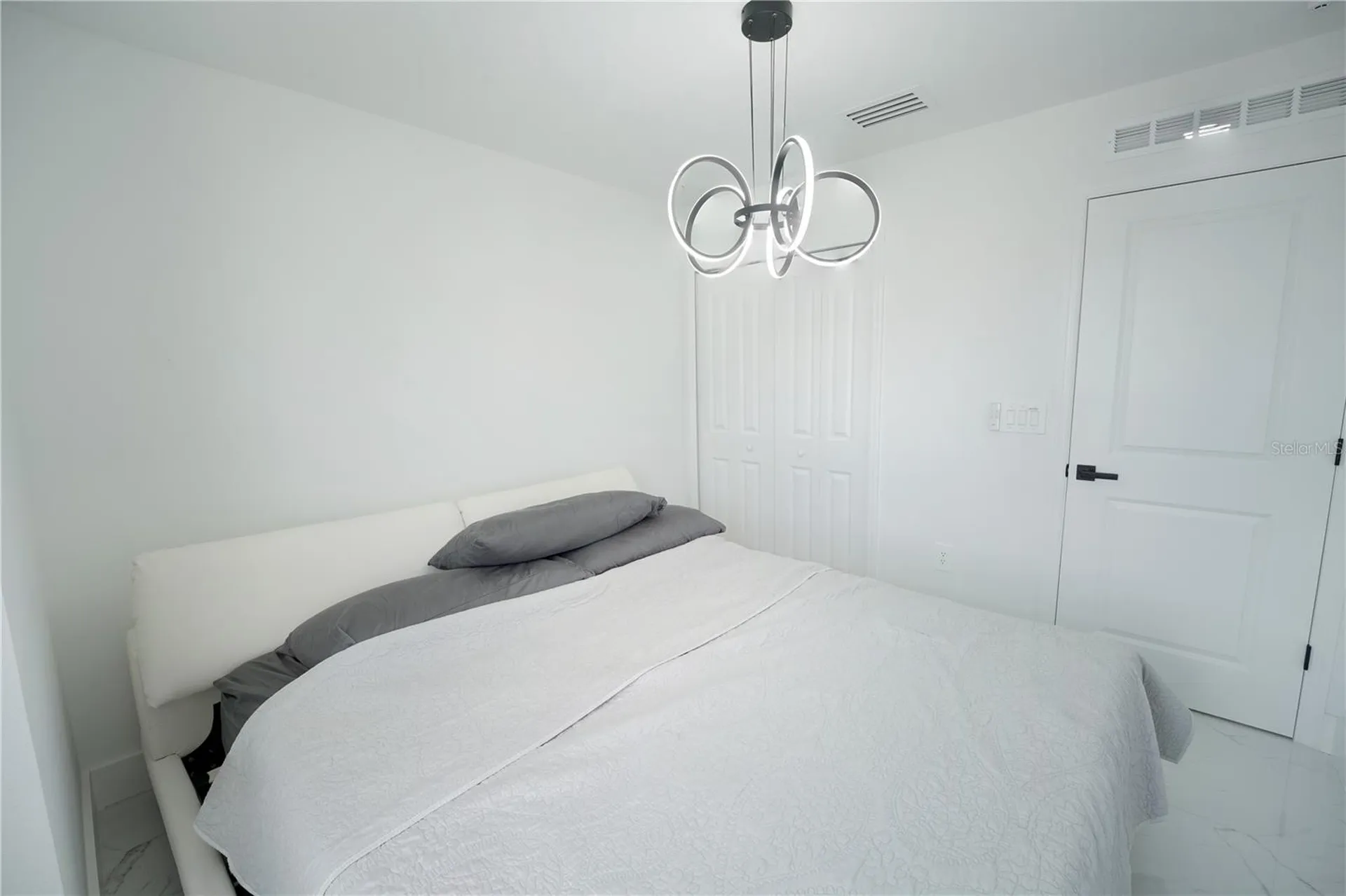 2181 Aquifer Ln Lane Davenport FL 33837