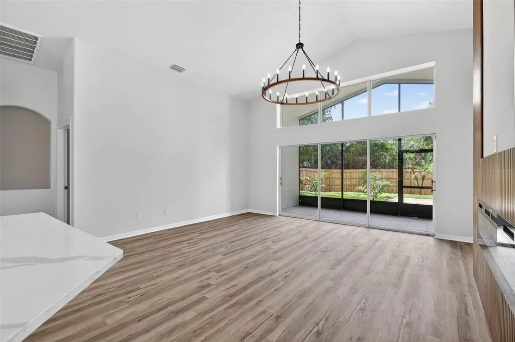 7705 Nottinghill Sky Drive Apollo Beach FL 33572