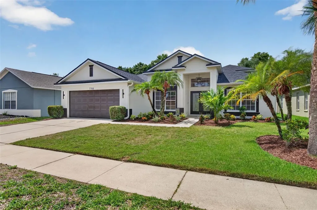 7705 Nottinghill Sky Drive Apollo Beach FL 33572