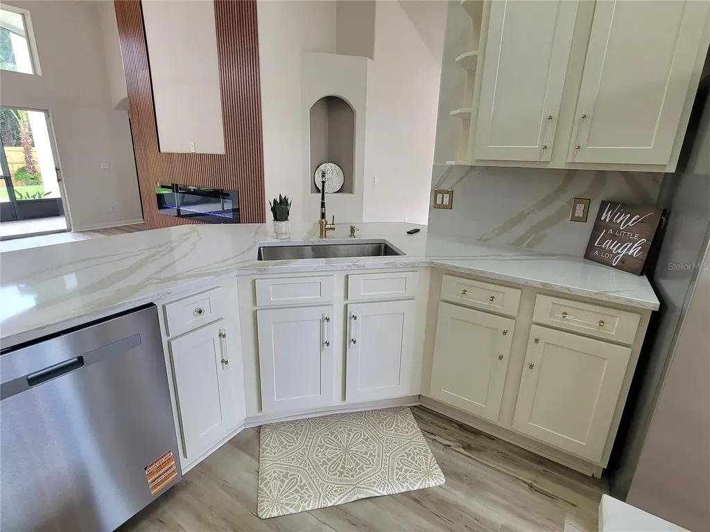 7705 Nottinghill Sky Drive Apollo Beach FL 33572