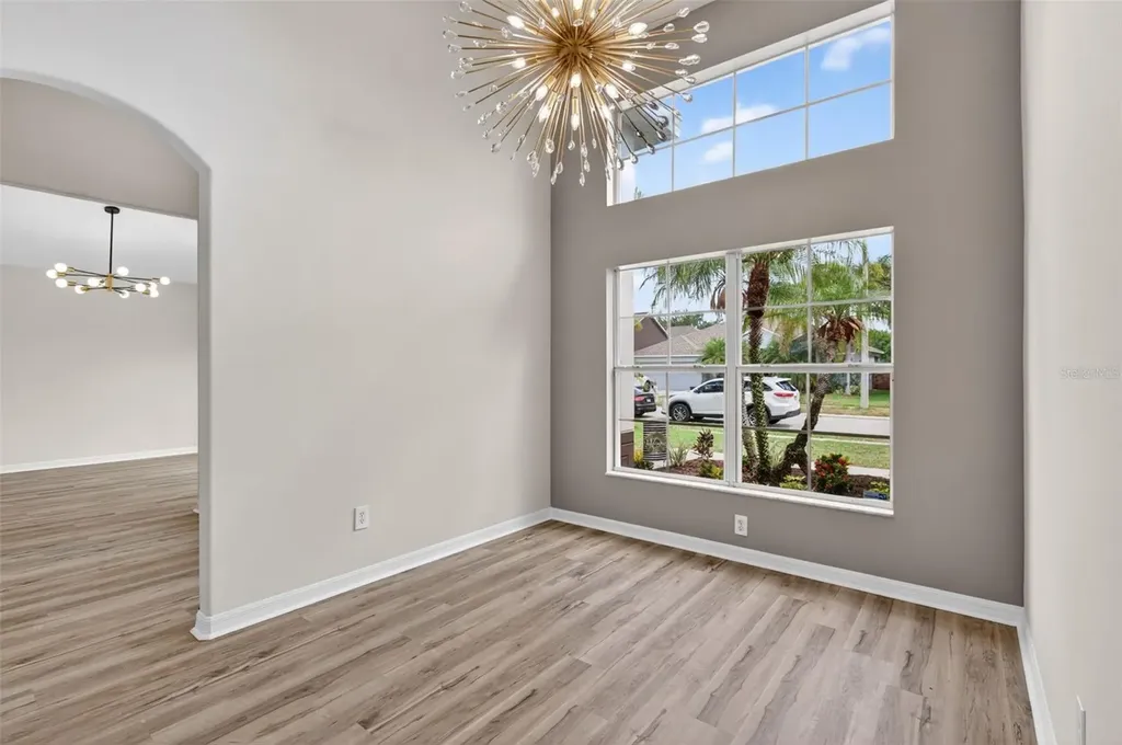 7705 Nottinghill Sky Drive Apollo Beach FL 33572