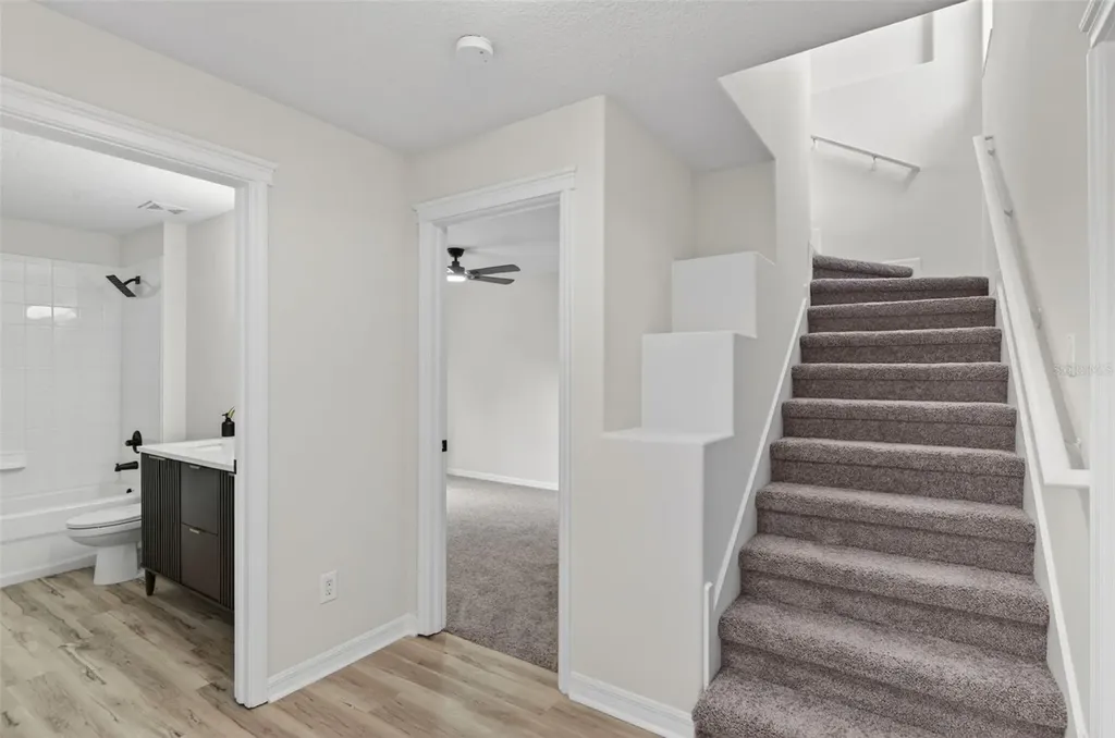 7705 Nottinghill Sky Drive Apollo Beach FL 33572