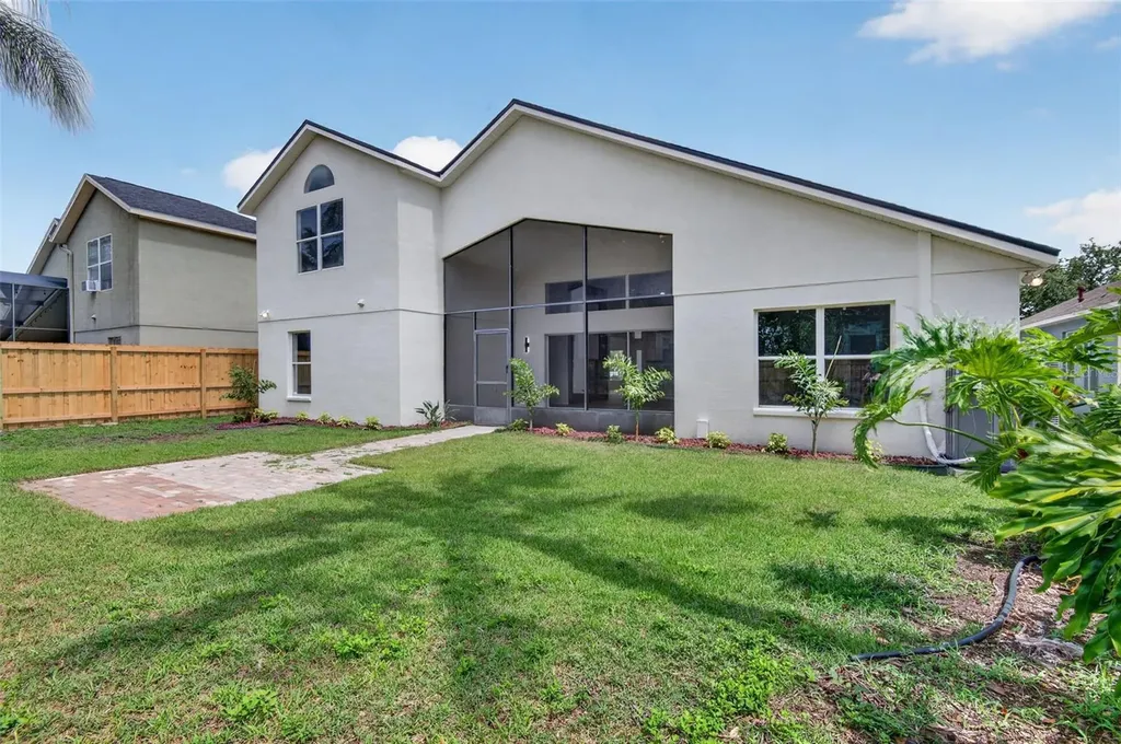 7705 Nottinghill Sky Drive Apollo Beach FL 33572