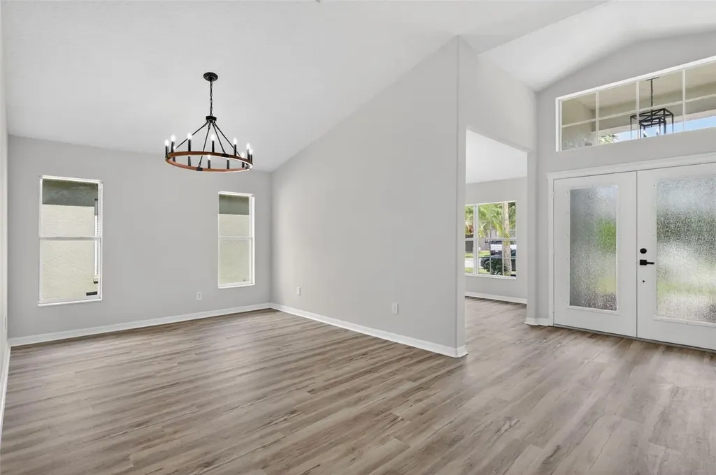 7705 Nottinghill Sky Drive Apollo Beach FL 33572
