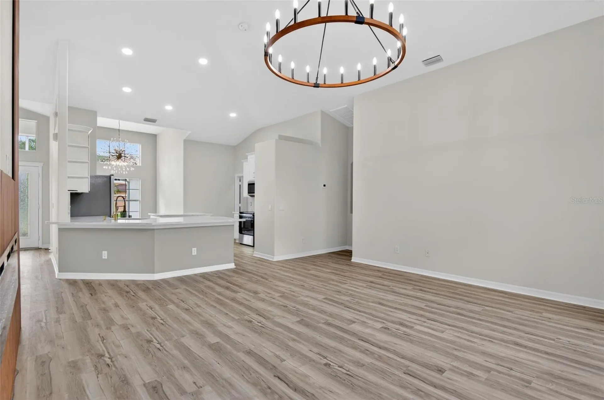 7705 Nottinghill Sky Drive Apollo Beach FL 33572