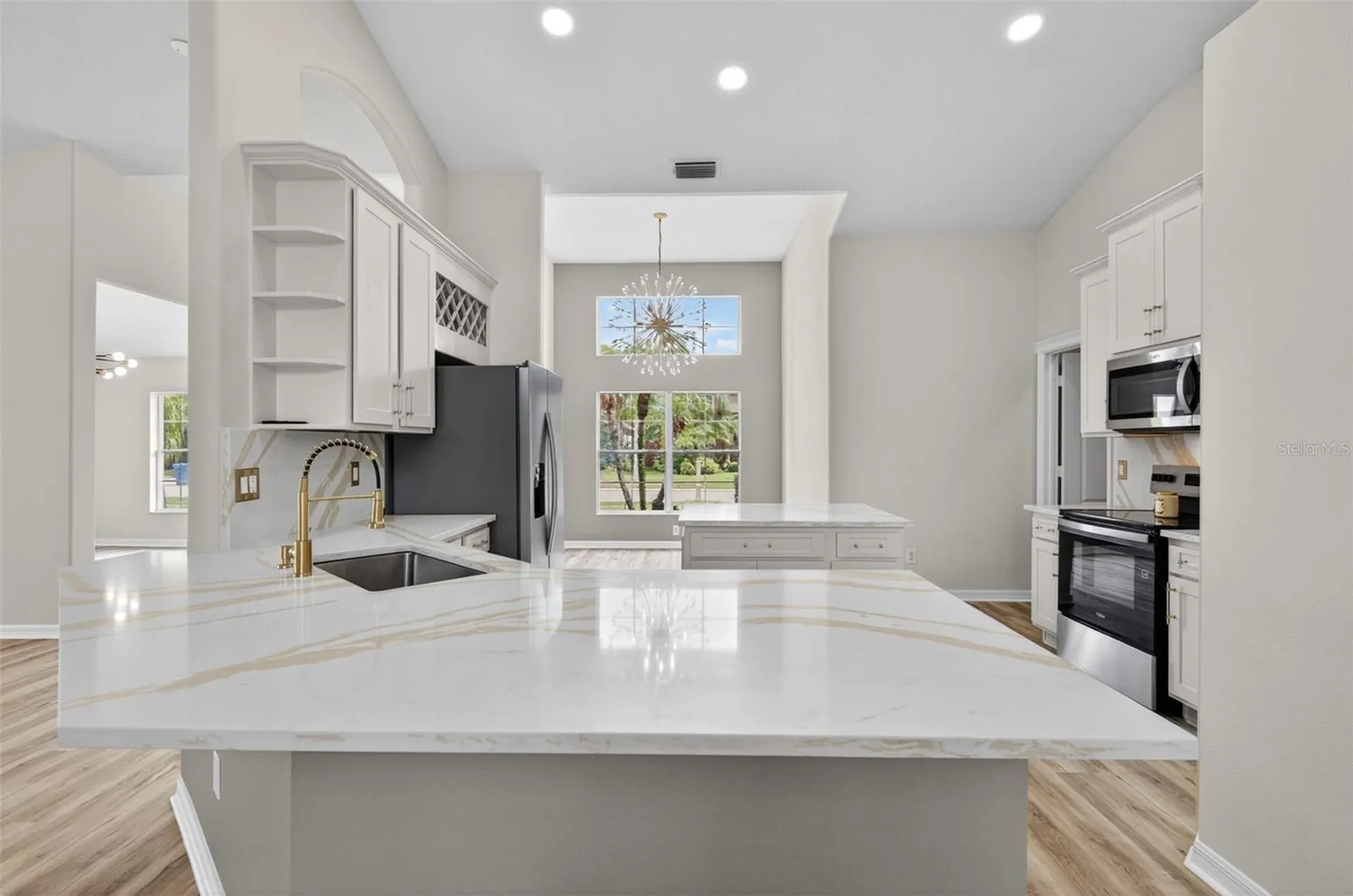 7705 Nottinghill Sky Drive Apollo Beach FL 33572