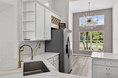 7705 Nottinghill Sky Drive Apollo Beach FL 33572