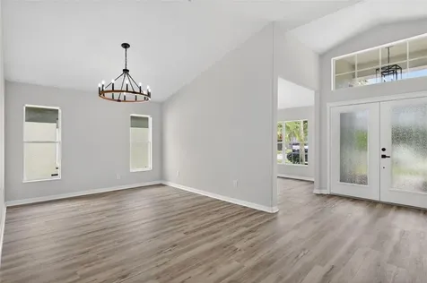 7705 Nottinghill Sky Drive Apollo Beach FL 33572