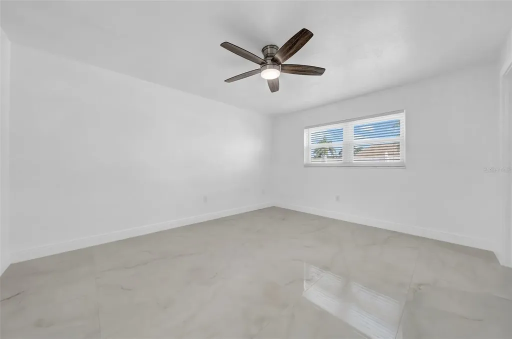 2020 58th Avenue S St Petersburg FL 33712