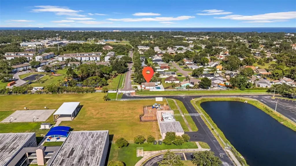 2020 58th Avenue S St Petersburg FL 33712