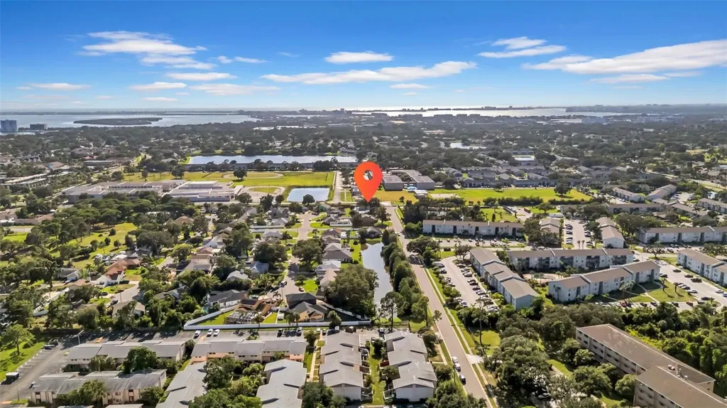2020 58th Avenue S St Petersburg FL 33712