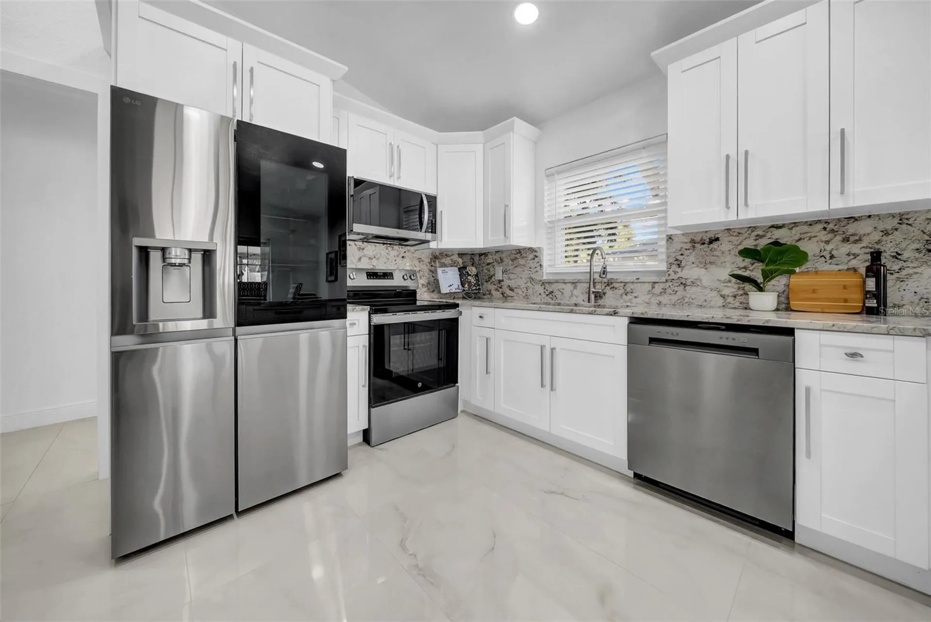 2020 58th Avenue S St Petersburg FL 33712